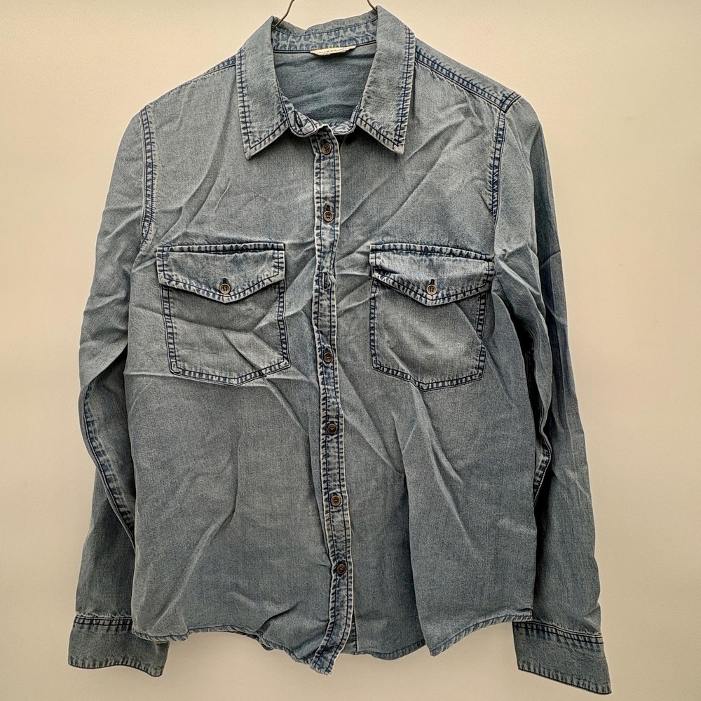 Club Monaco Shirt Mens Medium Light Blue Denim Button Front Long Sleeve Pockets